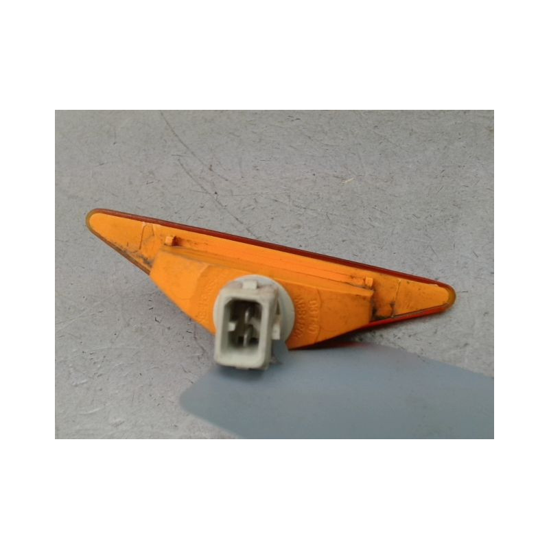 REPETITEUR AILE GAUCHE FORD FOCUS BERL. I 1998-2004