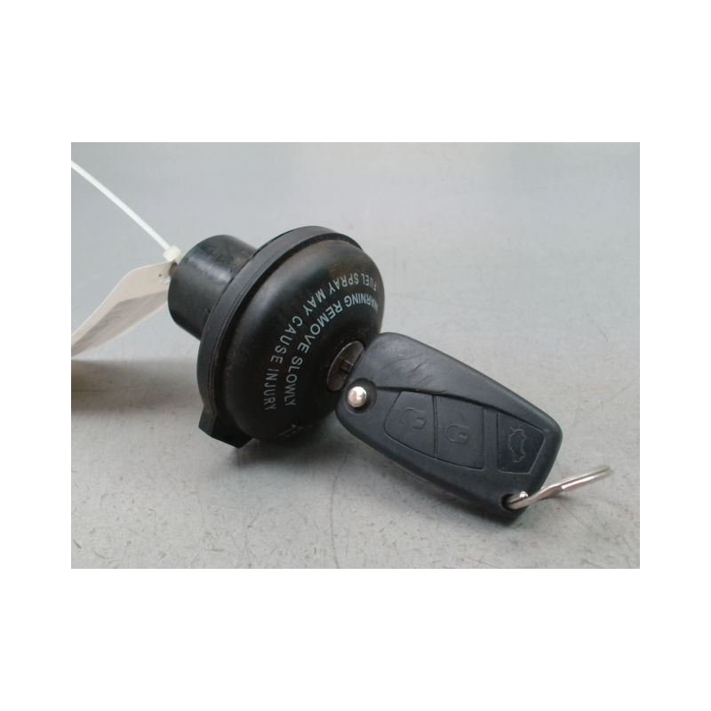 BOUCHON RESERVOIR A CARBURANT FORD KA II 2008-...