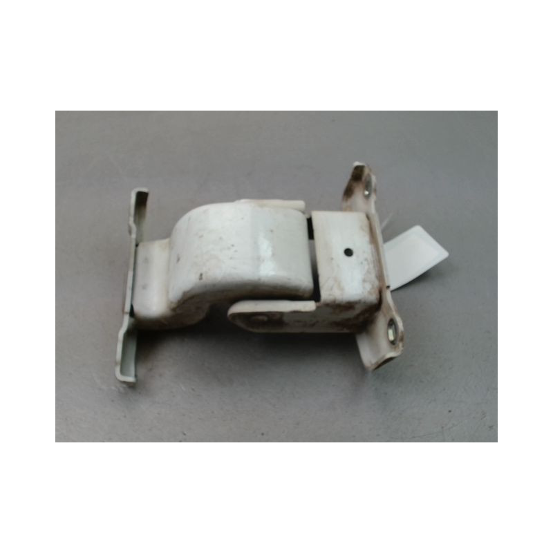 CHARNIERE INF PORTE BATTANTE ARG RENAULT TRAFIC