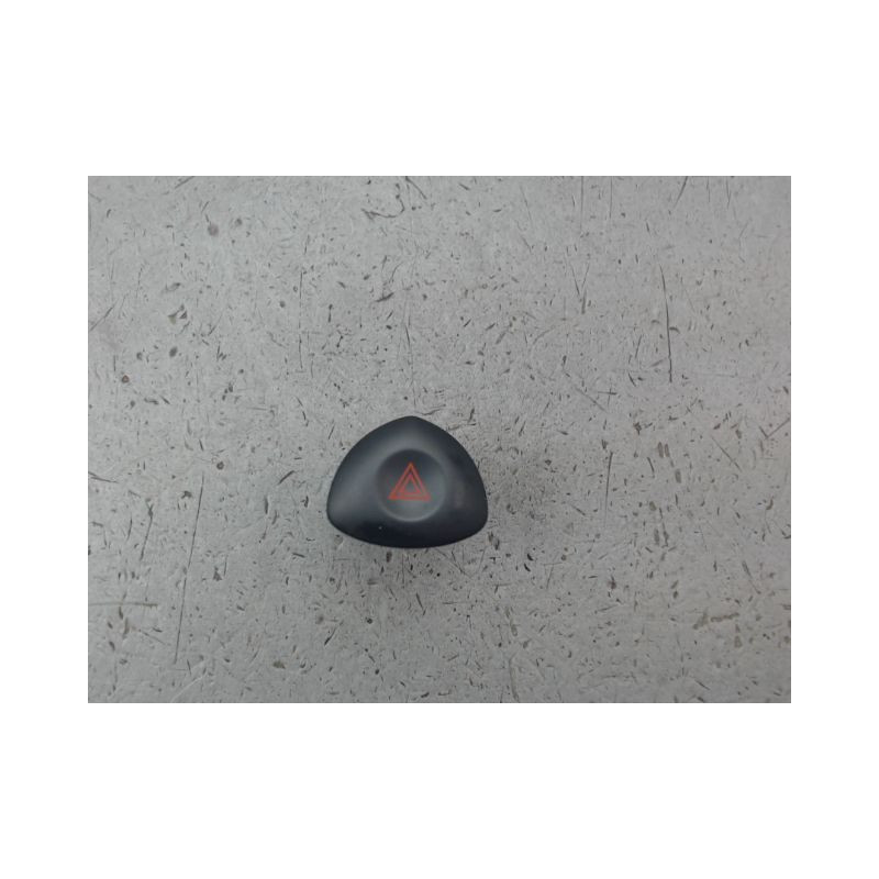 BOUTON DE WARNING RENAULT CLIO II Phase 2 2001-2006