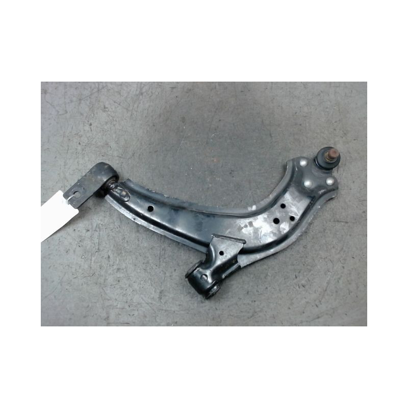 TRIANGLE INFERIEUR AVANT GAUCHE CITROEN XSARA PICASSO
