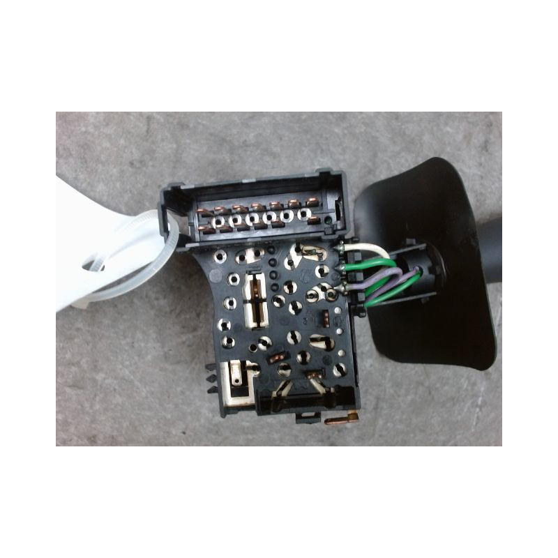 COMMANDE CLIGNOTANT RENAULT CLIO II PH.2 01-06