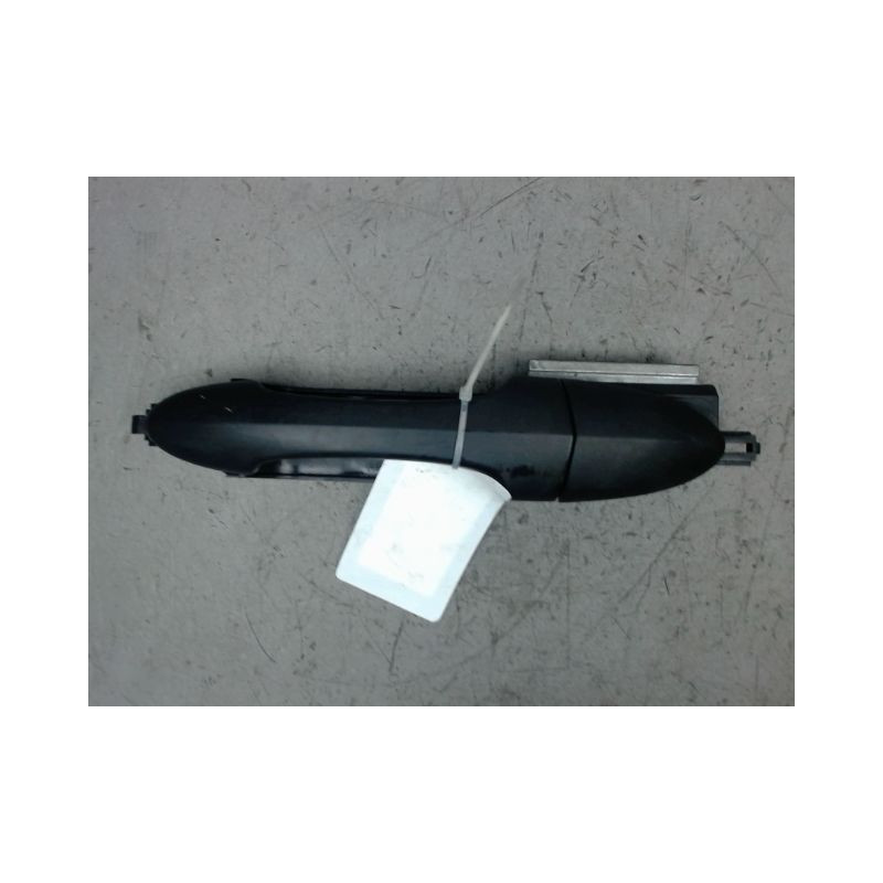 POIGNEE EXTERIEURE PORTE ARRIERE GAUCHE FORD FOCUS 98-04