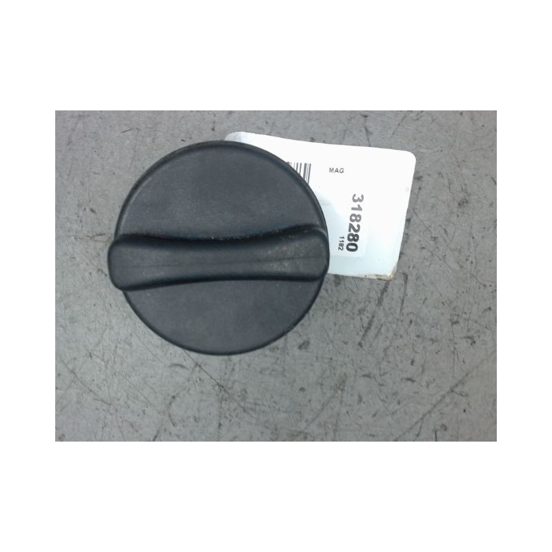 BOUCHON RESERVOIR A CARBURANT FORD FOCUS 98-04