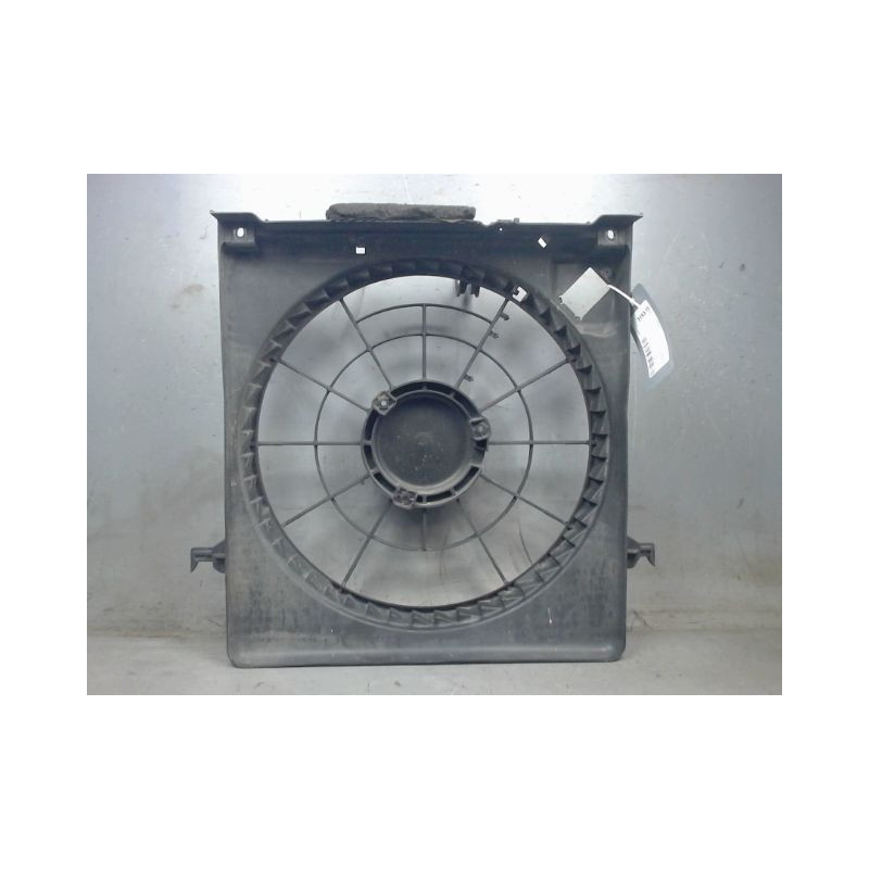SUPPORT DE VENTILATEUR HYUNDAI I 30 2007-