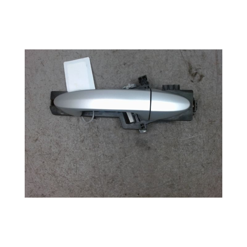 POIGNEE EXTERIEURE PORTE ARRIERE GAUCHE FORD FIESTA 2008-