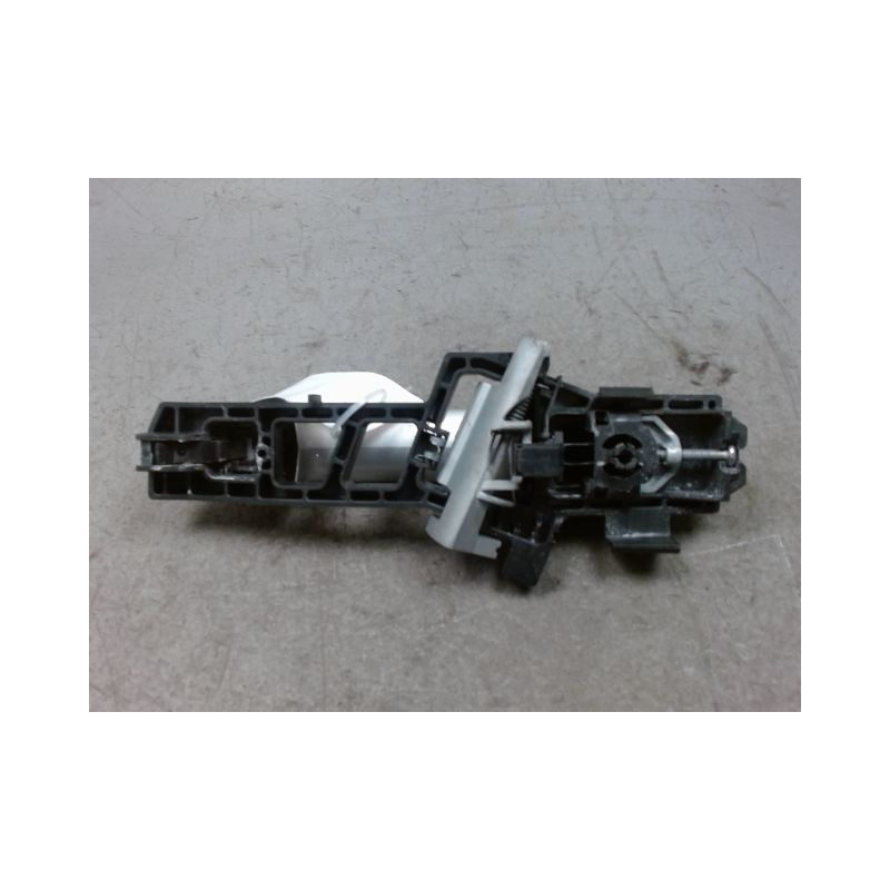 POIGNEE EXTERIEURE PORTE ARRIERE GAUCHE FORD FIESTA 2008-