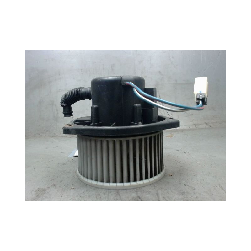 MOTEUR VENTILATEUR CHAUFFAGE NISSAN PRIMERA