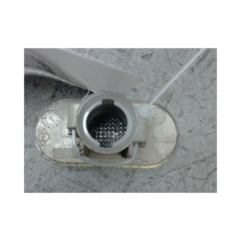 REPETITEUR AILE GAUCHE RENAULT TWINGO