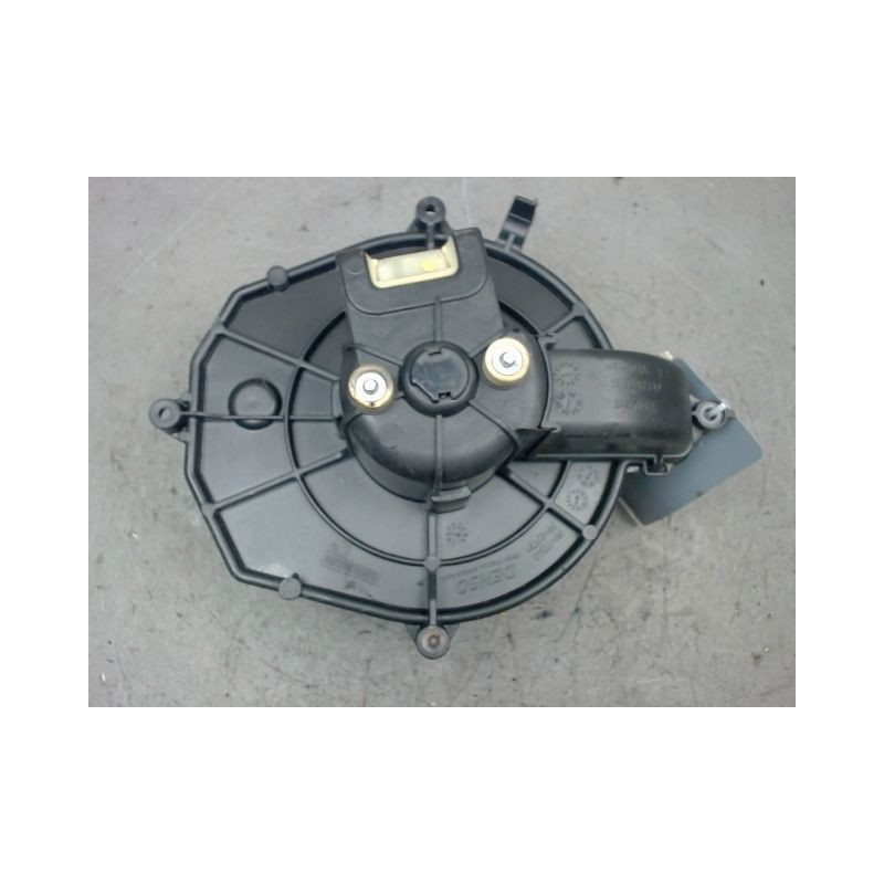 MOTEUR VENTILATEUR CHAUFFAGE PEUGEOT PARTNER FGT LONG 08-