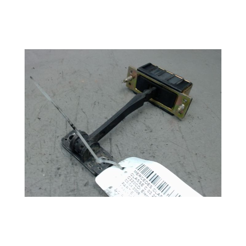 TIRANT PORTE AVANT DROIT MERCEDES CLASSE C 2004-