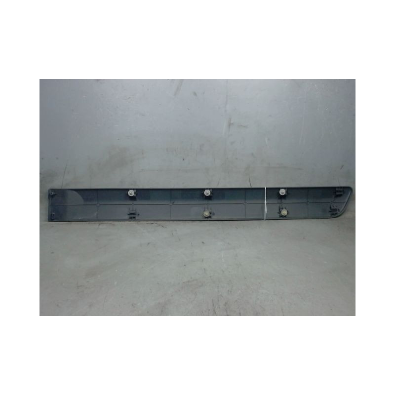 PROTECTION PORTE ARRIERE DROIT DACIA LOGAN MCV 2007-