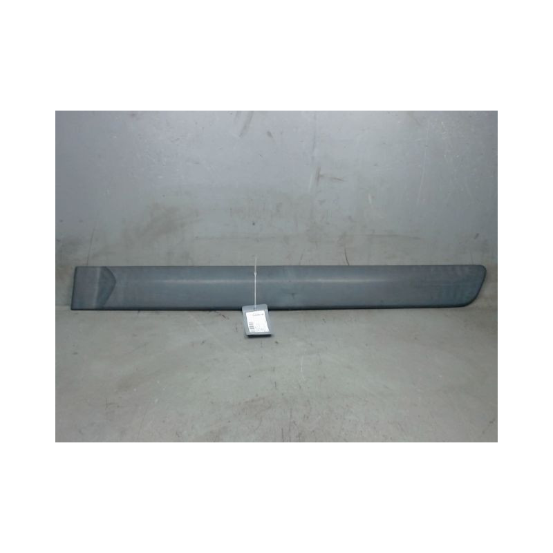 PROTECTION PORTE ARRIERE GAUCHE DACIA LOGAN MCV 2007-