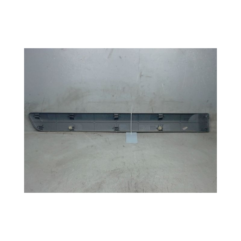 PROTECTION PORTE ARRIERE GAUCHE DACIA LOGAN MCV 2007-