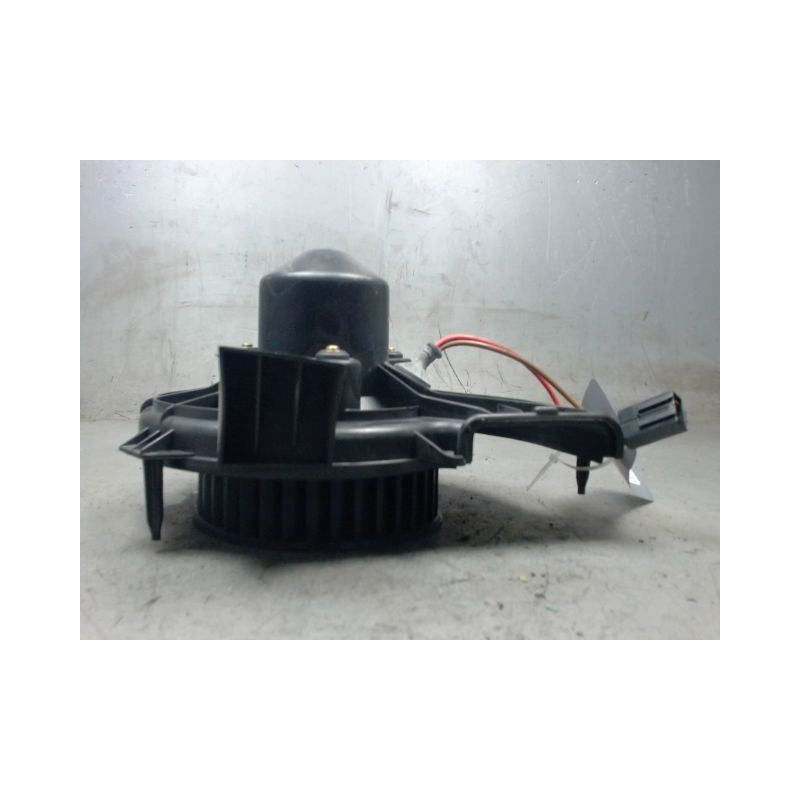 MOTEUR VENTILATEUR CHAUFFAGE OPEL CORSA 2000-8.2003