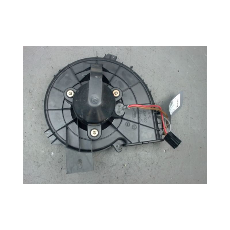 MOTEUR VENTILATEUR CHAUFFAGE OPEL CORSA 2000-8.2003