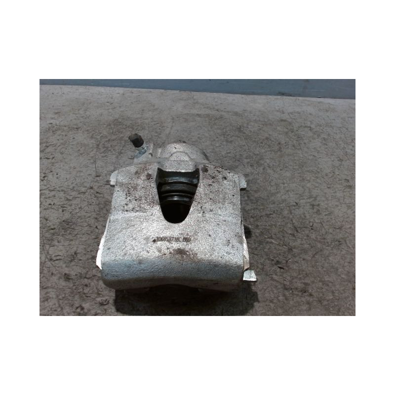 ETRIER DE FREIN AVANT DROIT VOLKSWAGEN GOLF IV 98-2004