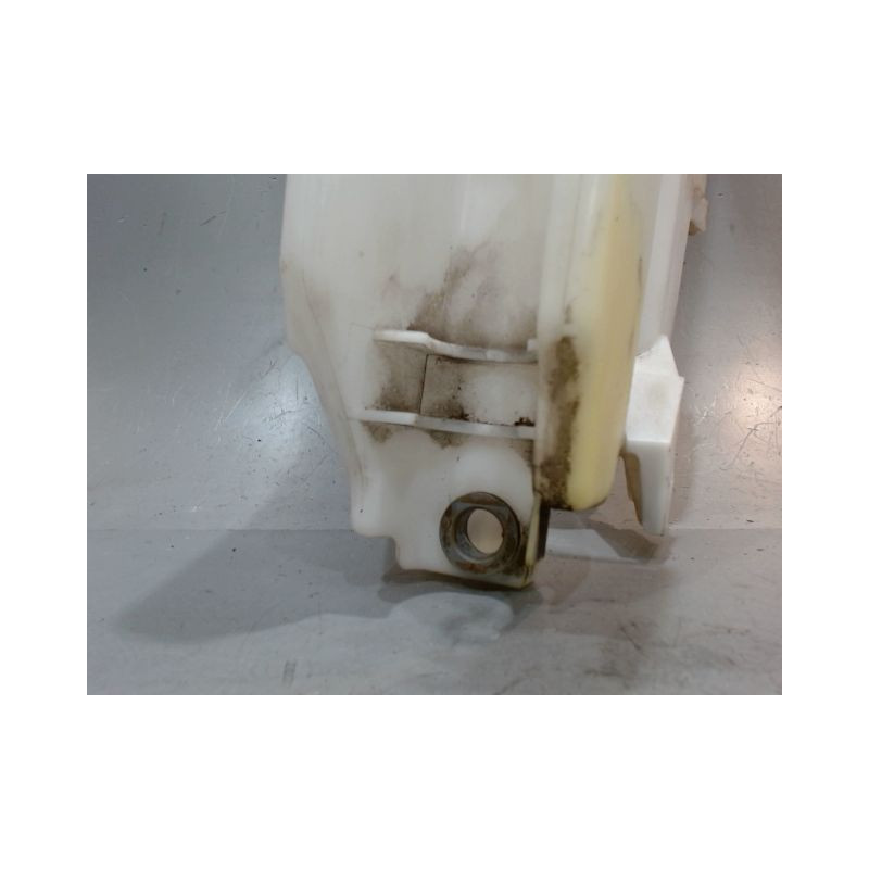 RESERVOIR LAVE-GLACE AVANT NISSAN JUKE