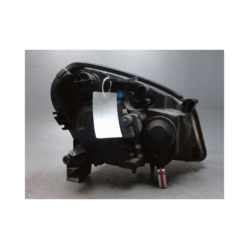 PHARE GAUCHE NISSAN QASHQAI