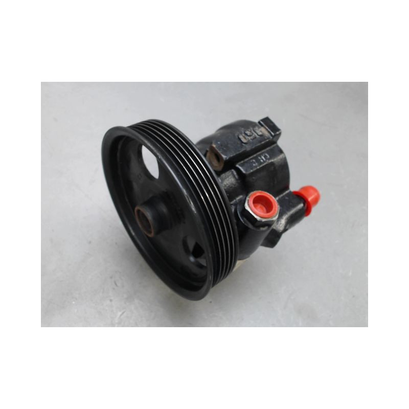 POMPE DIRECTION ASSISTEE RENAULT MEGANE