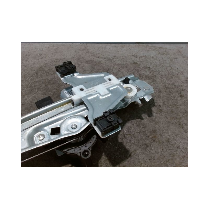 MECANISME+MOTEUR LEVE-GLACE ARRIERE DROIT CITROEN C3 2009-