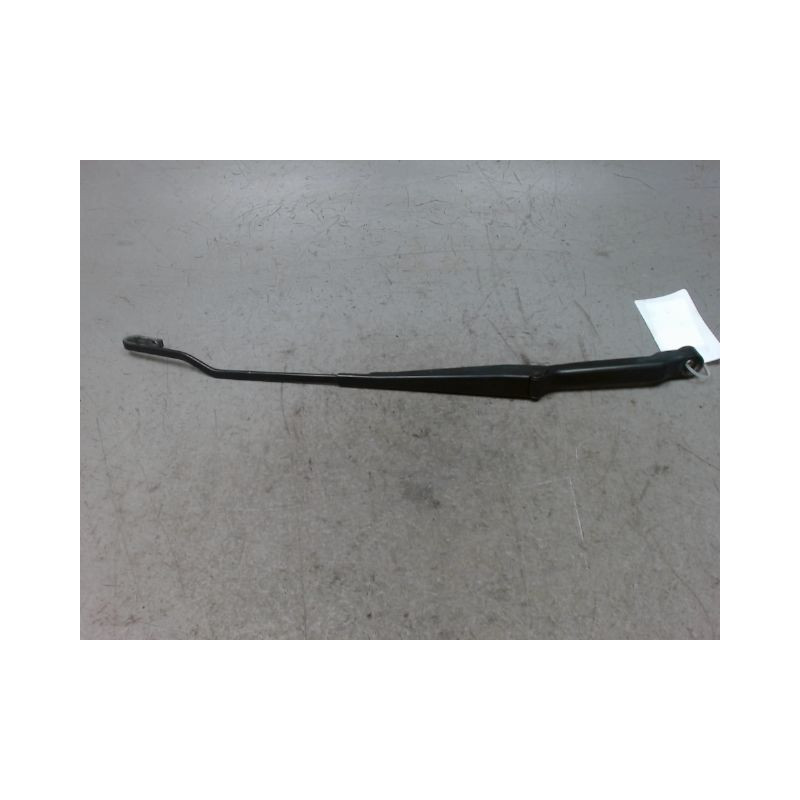 BRAS ESSUIE-GLACE AVANT DROIT VOLKSWAGEN POLO 99-2001
