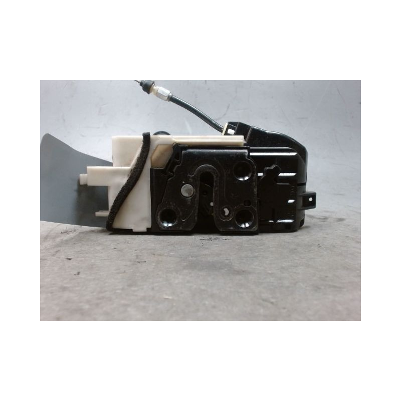 SYSTEME CONDAMNATION AVANT DROIT HYUNDAI I 30 2007-