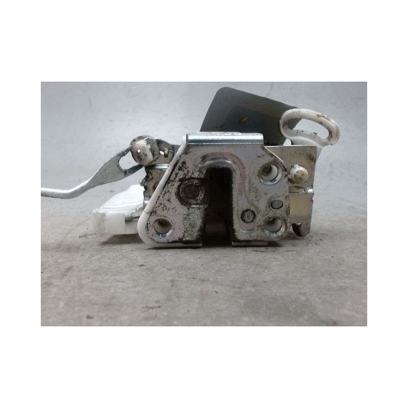 SYSTEME CONDAMNATION ARRIERE DROIT PEUGEOT 107 5P