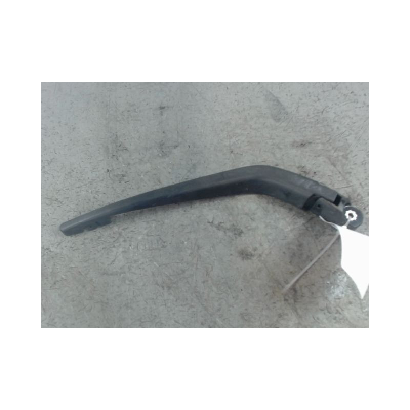 BRAS ESSUIE-GLACE ARRIERE HONDA JAZZ