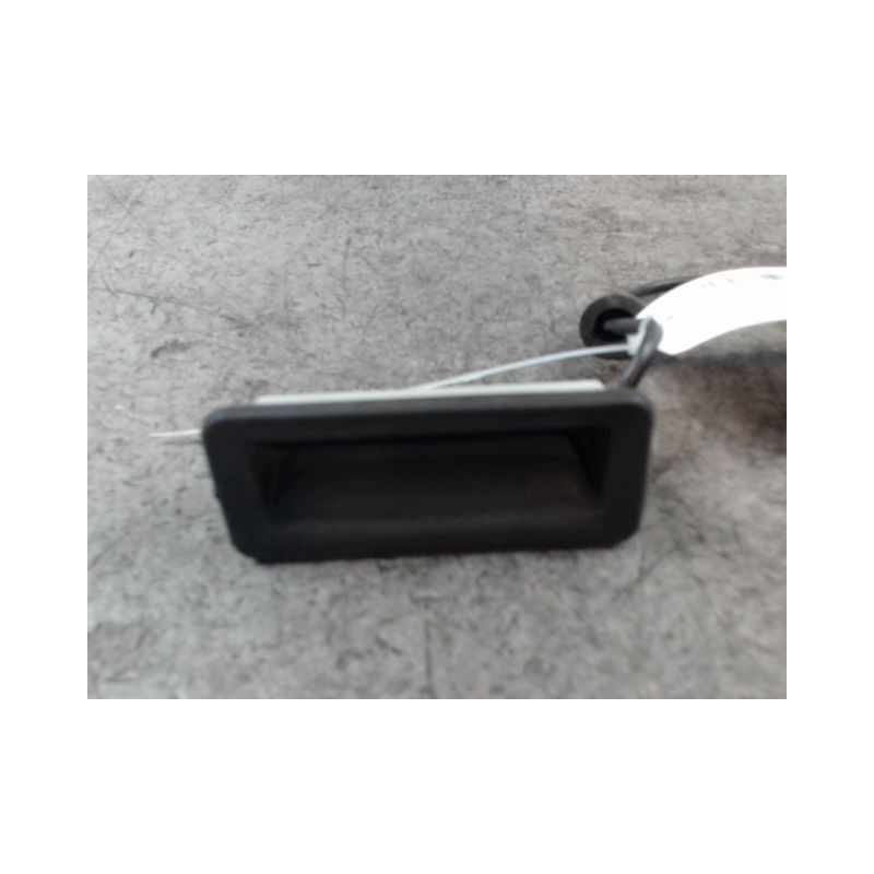 ACTIONNEUR COFFRE ARRIERE FORD FOCUS 05-07