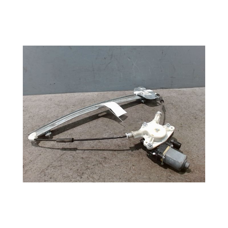 MECANISME+MOTEUR LEVE-GLACE AVANT DROIT KIA PICANTO