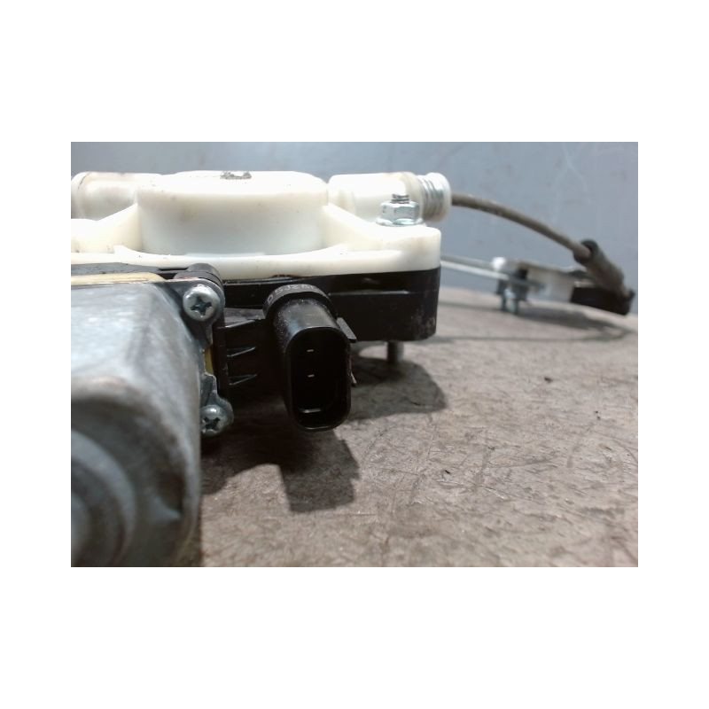 MECANISME+MOTEUR LEVE-GLACE AVANT DROIT KIA PICANTO