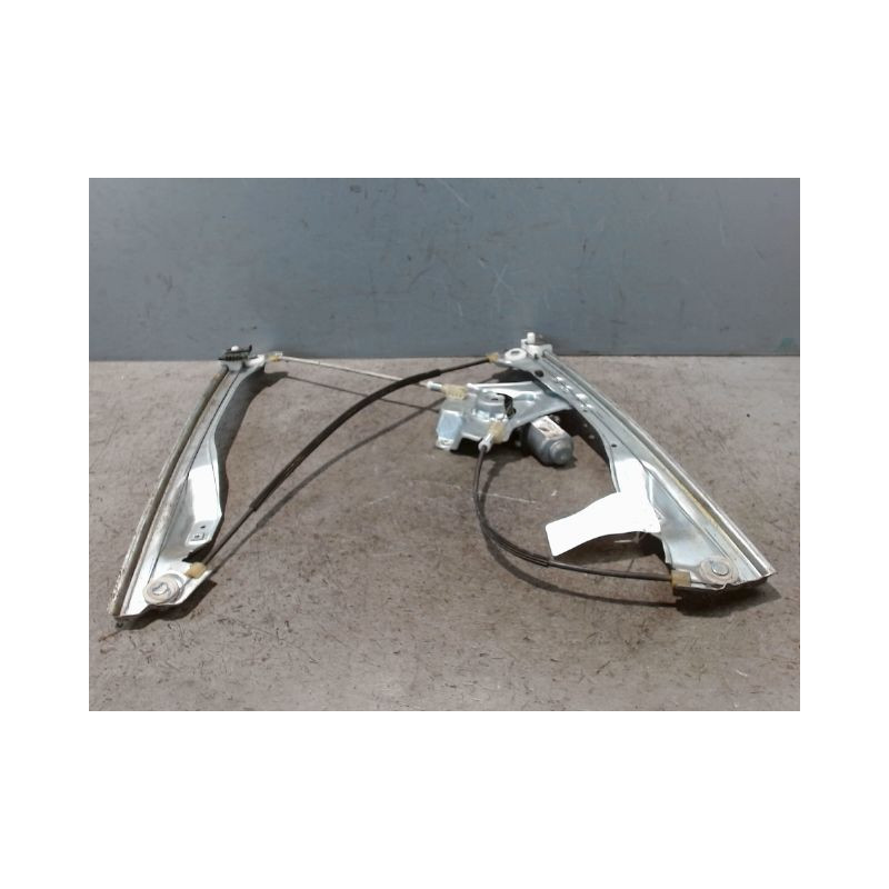 MECANISME+MOTEUR LEVE-GLACE AVANT DROIT RENAULT CLIO III 2010-