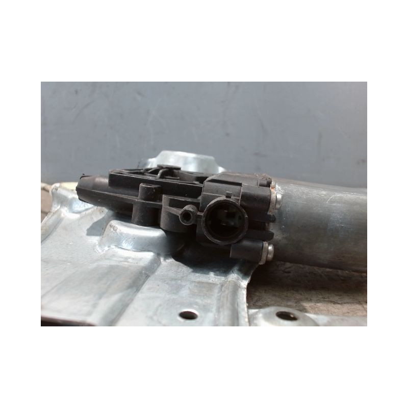 MECANISME+MOTEUR LEVE-GLACE AVANT DROIT RENAULT CLIO III 2010-