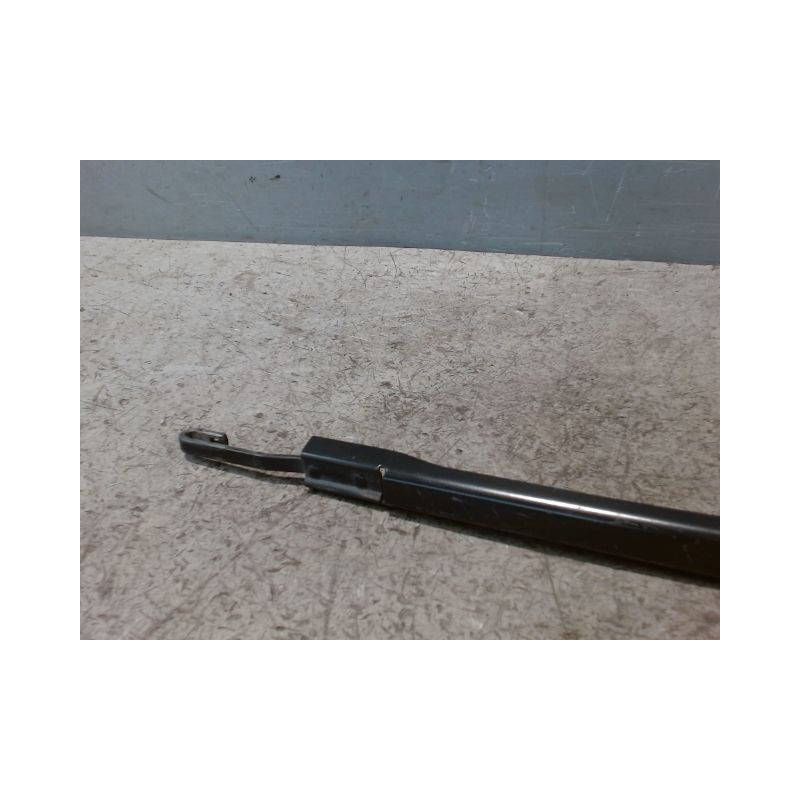 BRAS ESSUIE-GLACE AVANT GAUCHE HONDA CIVIC 2004-