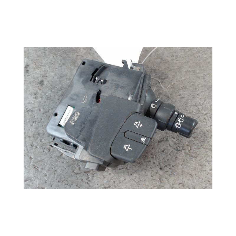 COMMANDE ESSUIE GLACE RENAULT CLIO III ESTATE 2008-