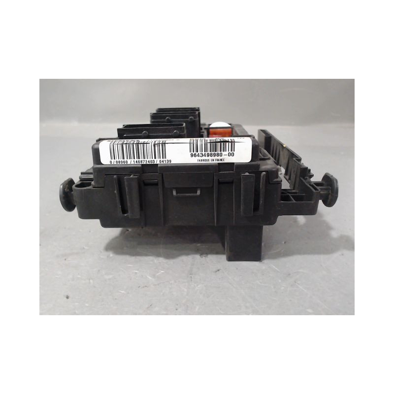 BOITE A FUSIBLES PEUGEOT 206 1998-2009