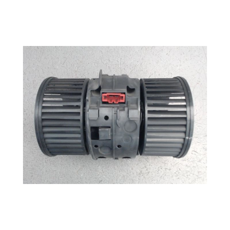 MOTEUR VENTILATEUR CHAUFFAGE RENAULT MEGANE
