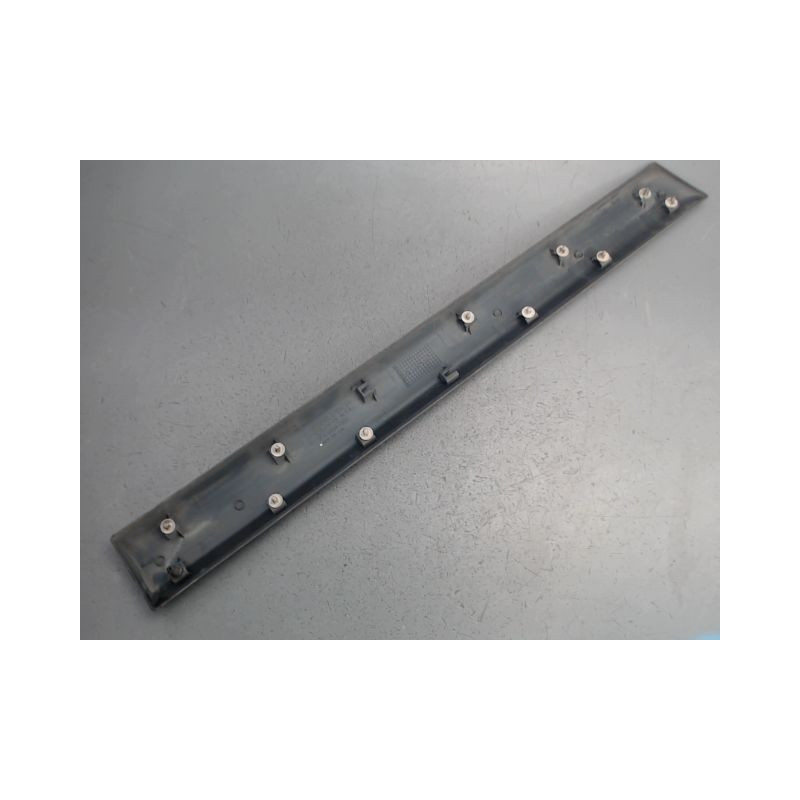 PROTECTION PORTE AVANT DROIT DACIA SANDERO