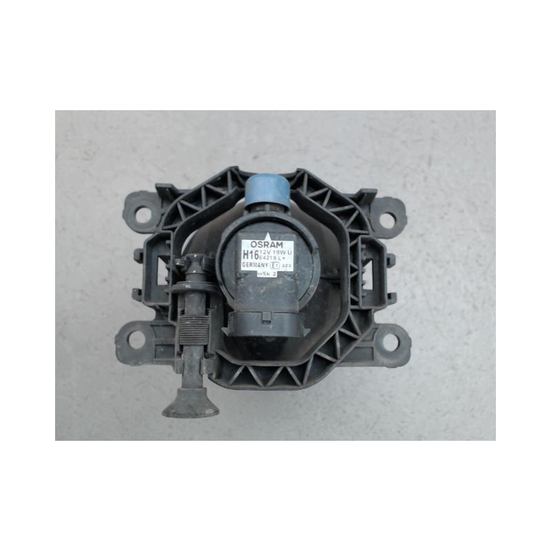 PHARE ANTIBROUILLARD AVANT DROIT RENAULT CLIO