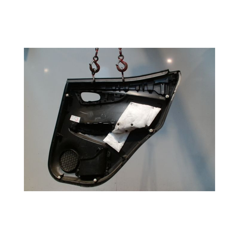 GARNITURE PORTE ARRIERE GAUCHE NISSAN QHASQAI 2007-