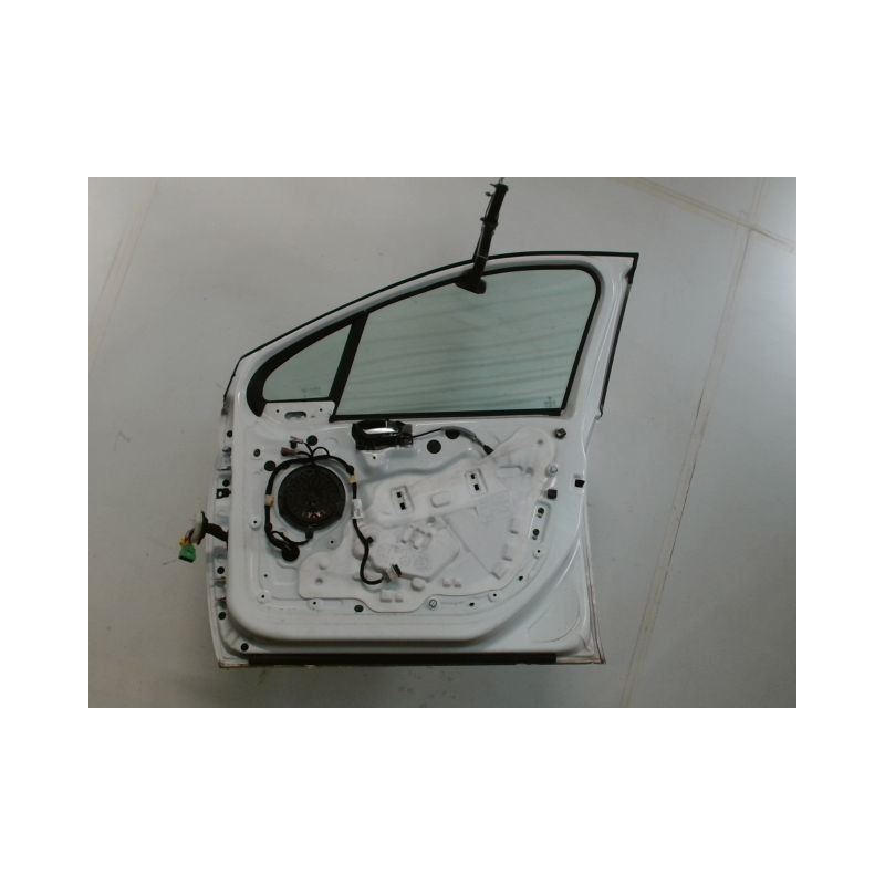 PORTE AVANT DROIT PEUGEOT 208