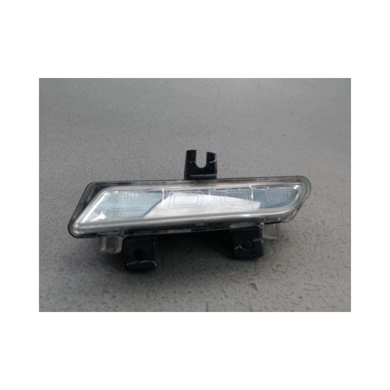 FEUX POSITION GAUCHE RENAULT CLIO