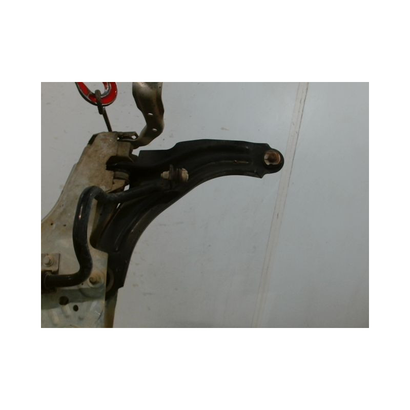 BERCEAU MOTEUR AVANT RENAULT CLIO