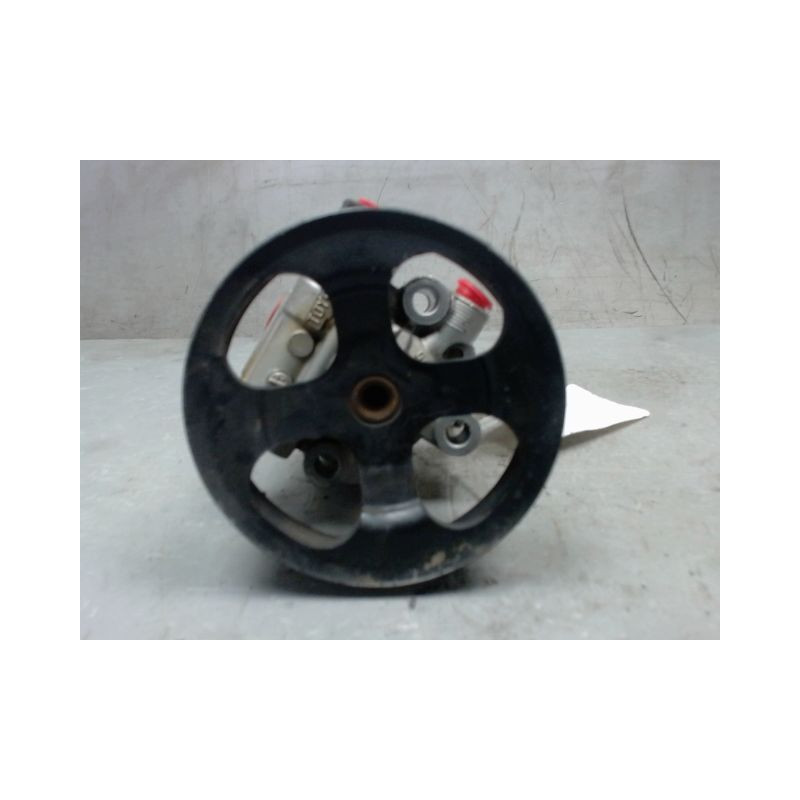 POMPE DIRECTION ASSISTEE TOYOTA AVENSIS 2000-2003