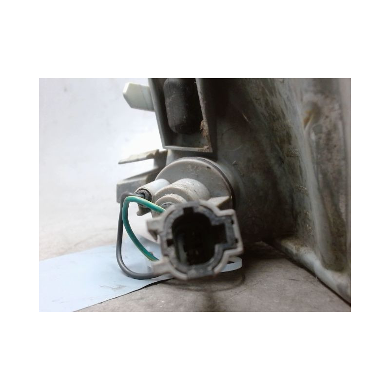 CLIGNOTANT DROIT NISSAN PRIMERA
