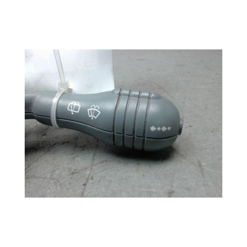 COMMANDE ESSUIE GLACE RENAULT TWINGO PH.3 2000-2007