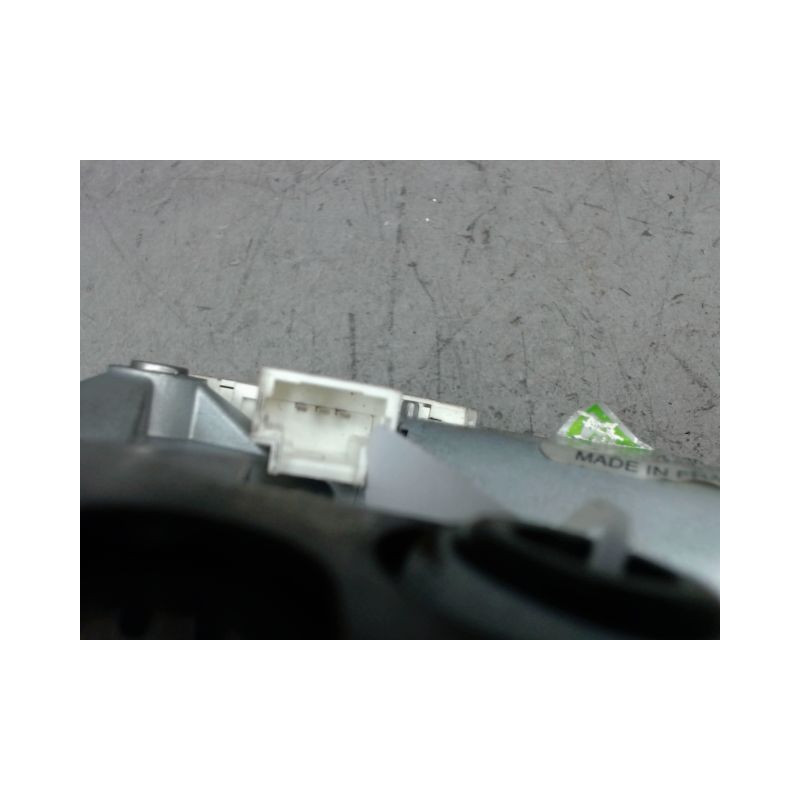 MECANISME ESSUIE-GLACE ARRIERE PEUGEOT 206+ 2009-
