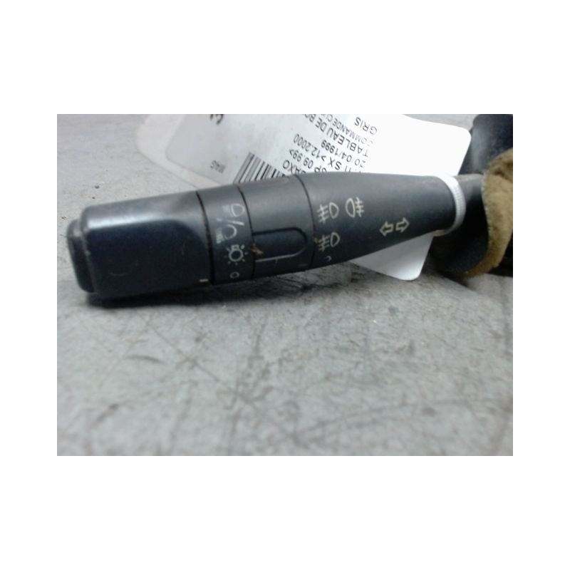 COMMANDE CLIGNOTANT CITROEN SAXO 99-