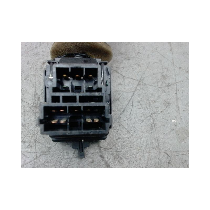 COMMANDE CLIGNOTANT CITROEN SAXO 99-